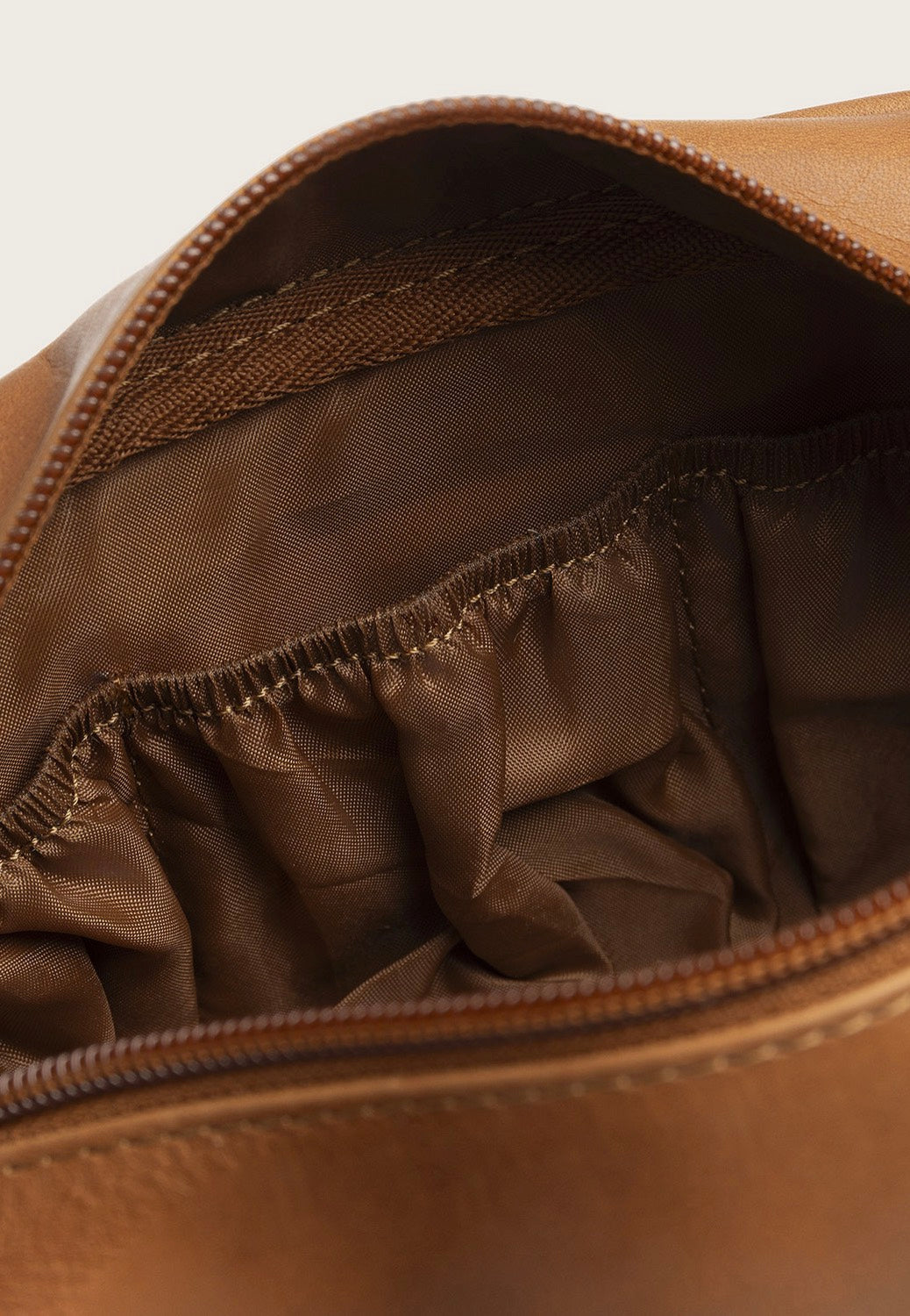 The Chesterfield Brand Tavira 0636 Cognac Kulturbeutel