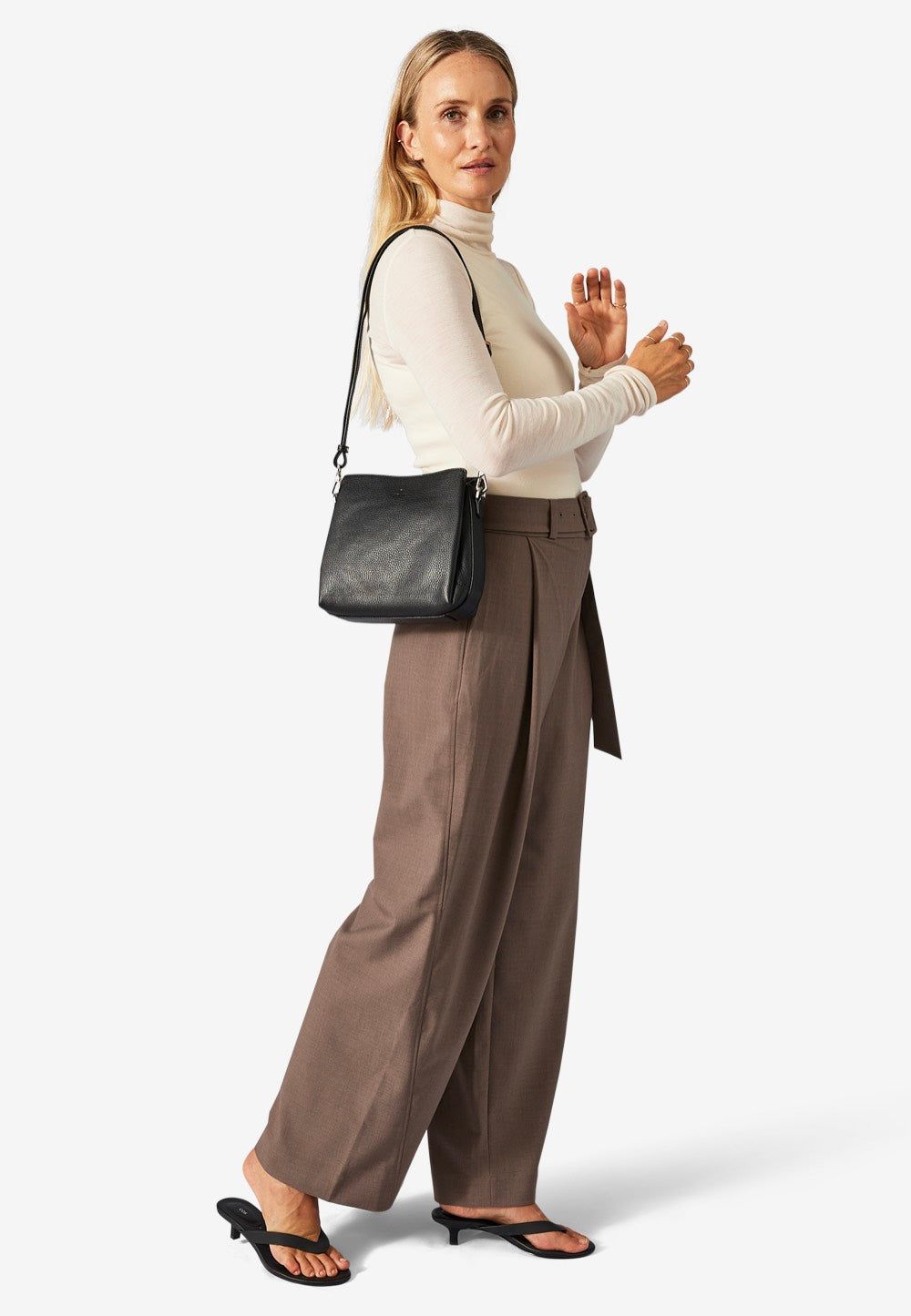 Adax Cormorano Sia Black Crossbody Bag