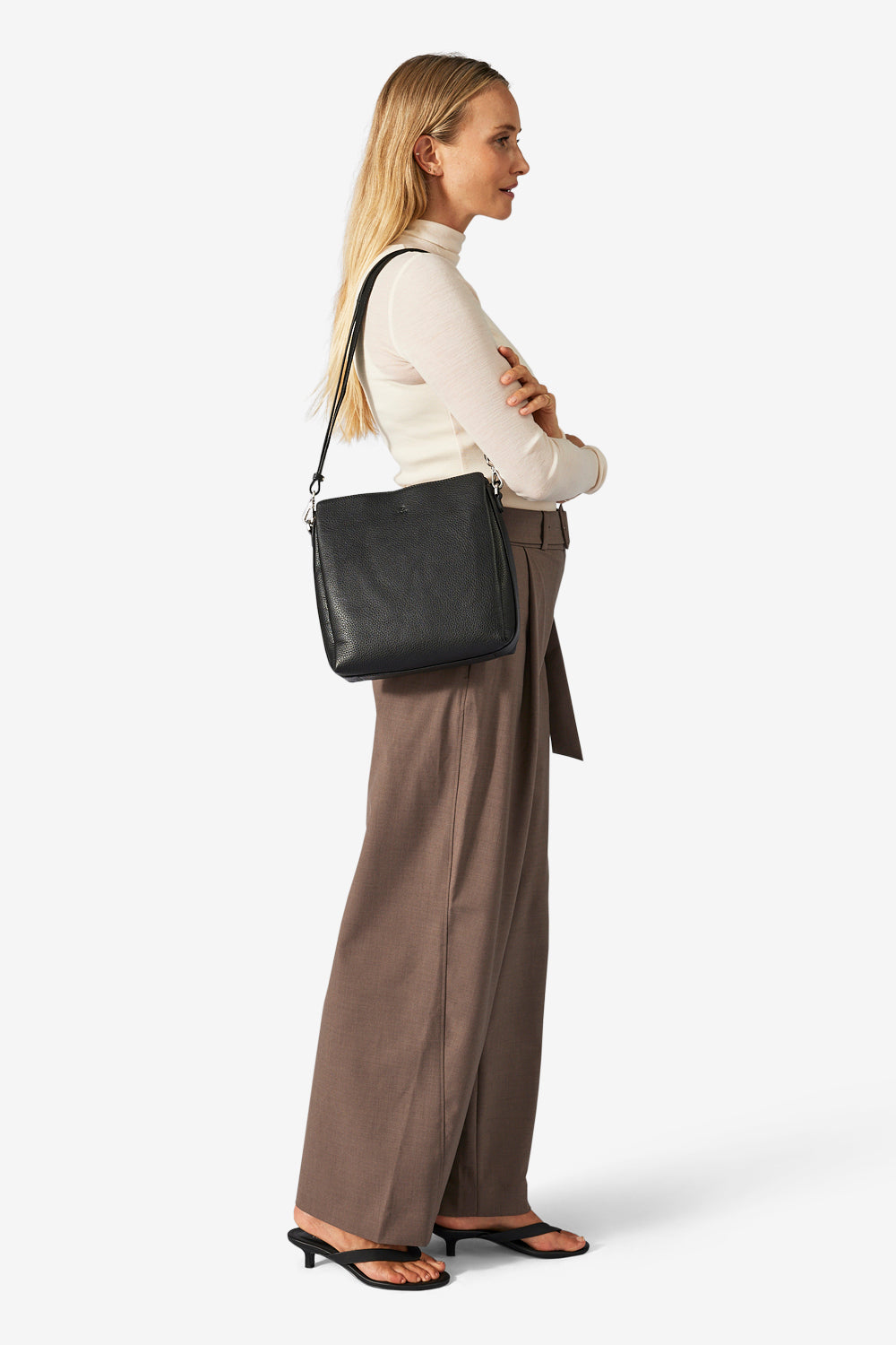 Adax Cormorano Ellinor Black Crossbody Bag