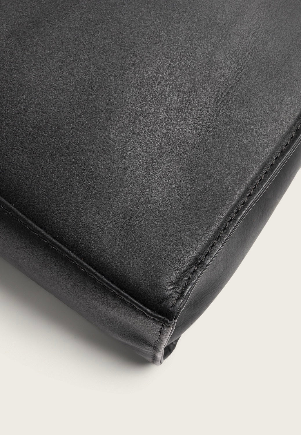 The Chesterfield Brand Ellsworth 0228 Black Shopper