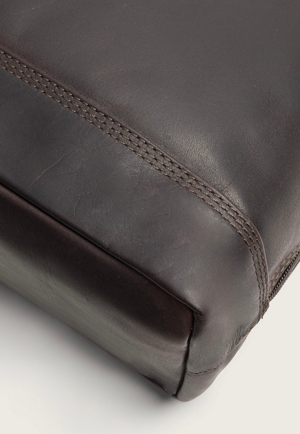 The Chesterfield Brand Isara 1110 Brown Schultertasche