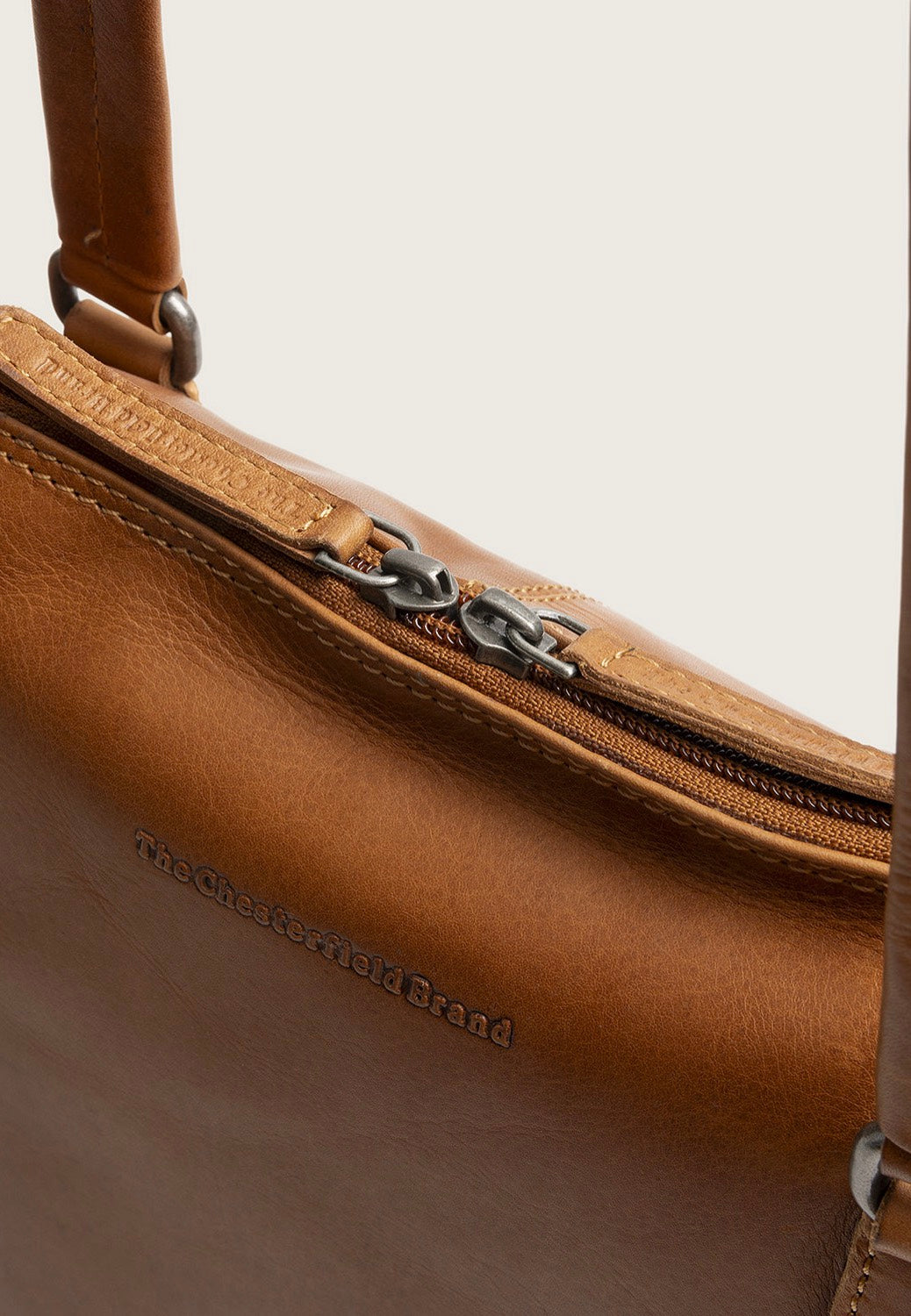 The Chesterfield Brand Isara 1110 Cognac Schultertasche