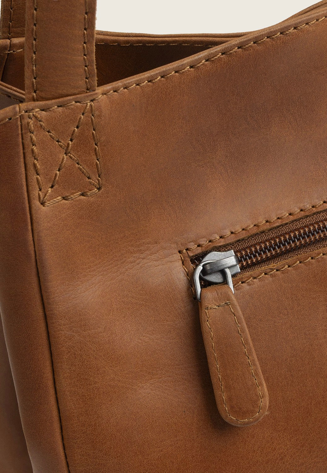 The Chesterfield Brand Lioren 1450 Cognac Schultertasche