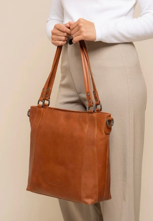 The Chesterfield Brand Elira 1439 Cognac Schultertasche