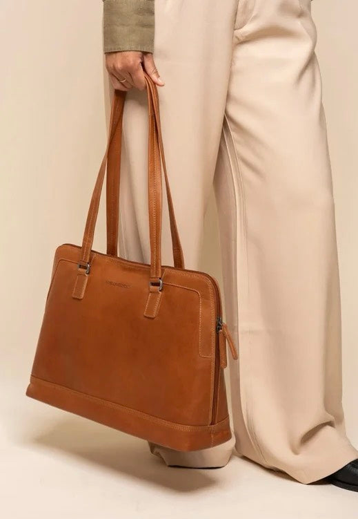 The Chesterfield Brand Isara 1110 Cognac Schultertasche