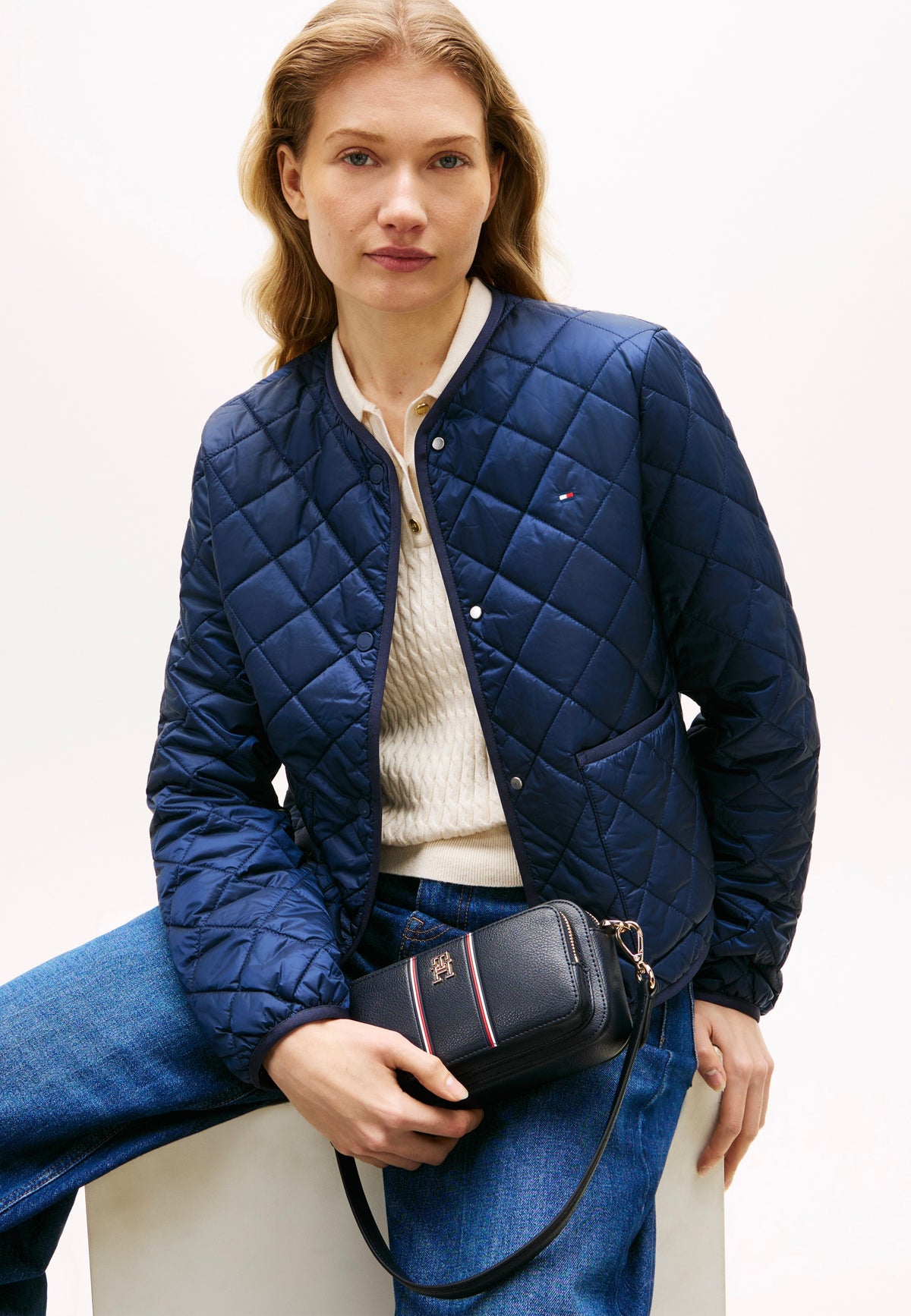 Tommy Hilfiger TH Daily Camera Bag Corp Space Blue Schultertasche